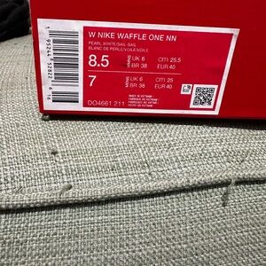 Nike Waffle One NN Sneakers - Pearl White